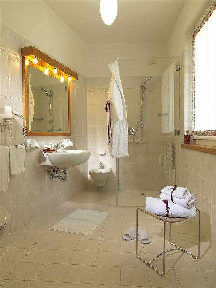 Residence Miralago Rooms & Apartments Manerba del Garda Dış mekan fotoğraf
